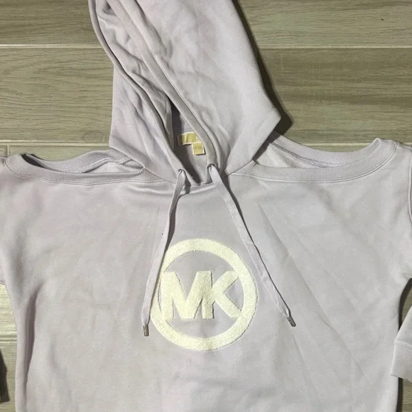 Michael Kors Lavender Cut Out Shoulder Hoodie with Logo - Picture 2 of 3